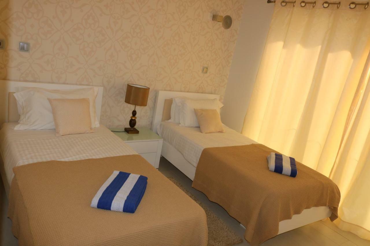 הוילה Senhora da Luz Sea house מראה חיצוני תמונה